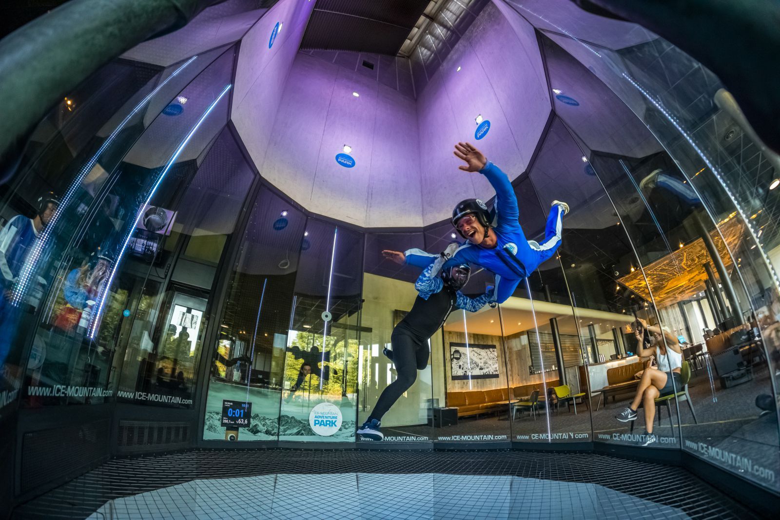 Скайдайвінг з інструктором Скайдайвінг з інструктором